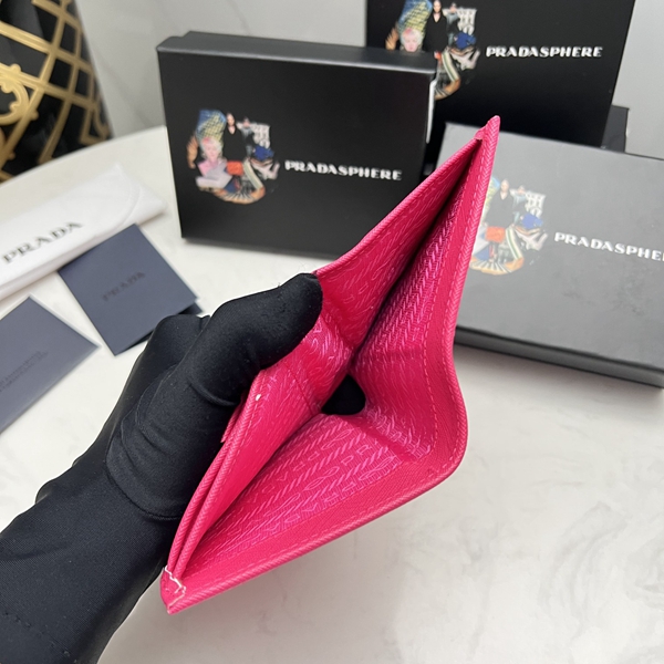 プラダ財布コピー細部ディテール